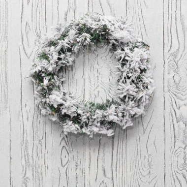 Фотография товара 'Neon-night Заснеженный еловый венок ? 30 см 307-146'